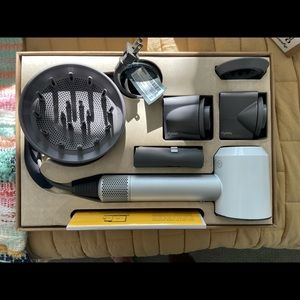 Dyson Supersonic Hair Dryer - White/Silver HD03 Barely Used In Box.